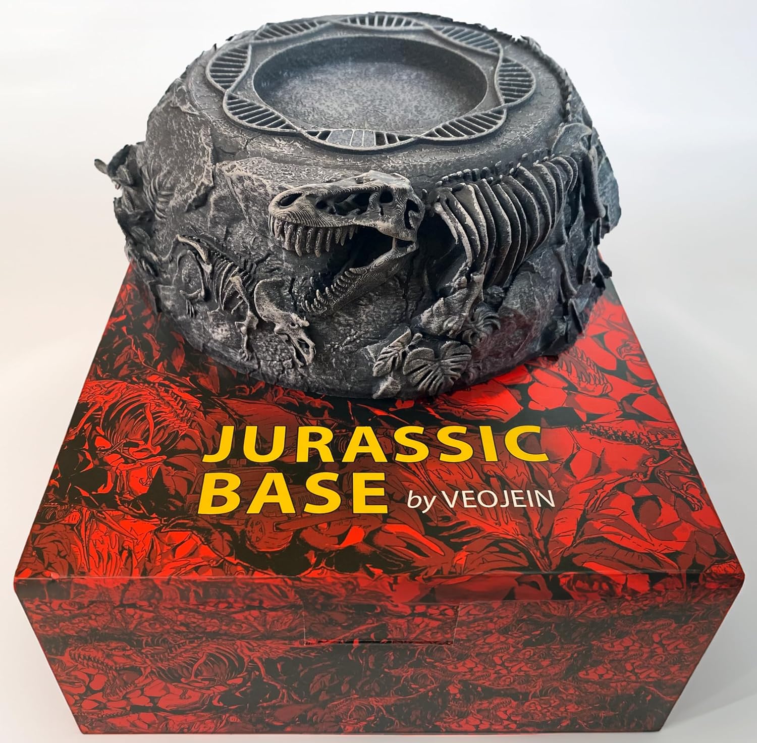 Jurassic Base Decor | Themed Paperweight | Resin Stand for Dinosaur Collectibles, Mosquito in Amber | Fossil Figurines Replica