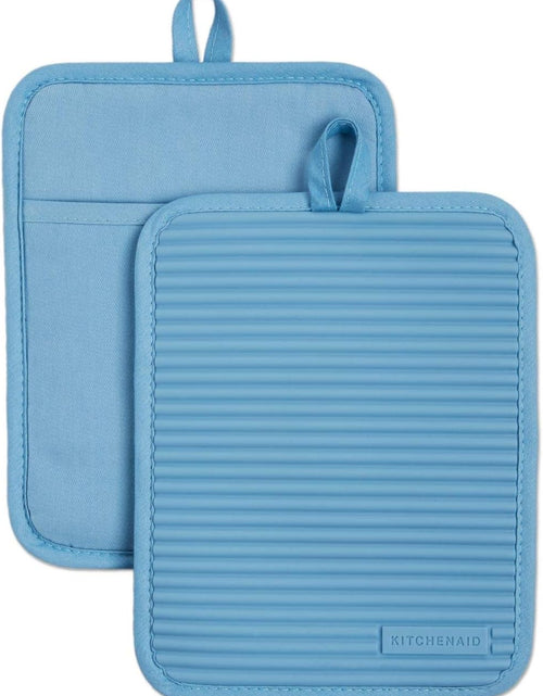 Load image into Gallery viewer, 3 Piece Set, 7&quot;x9&quot; Ribbed Soft Silicone Water Resistant Pot Holder Set (Blue)
