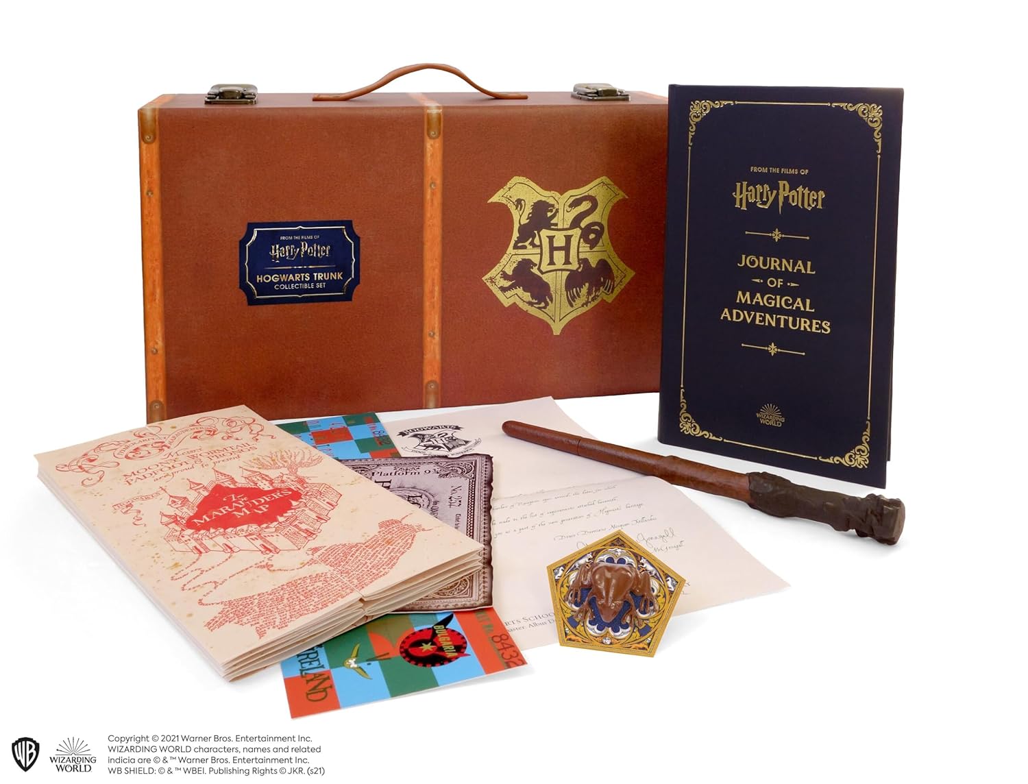 Harry Potter: Hogwarts Trunk Collectible Set Paperback